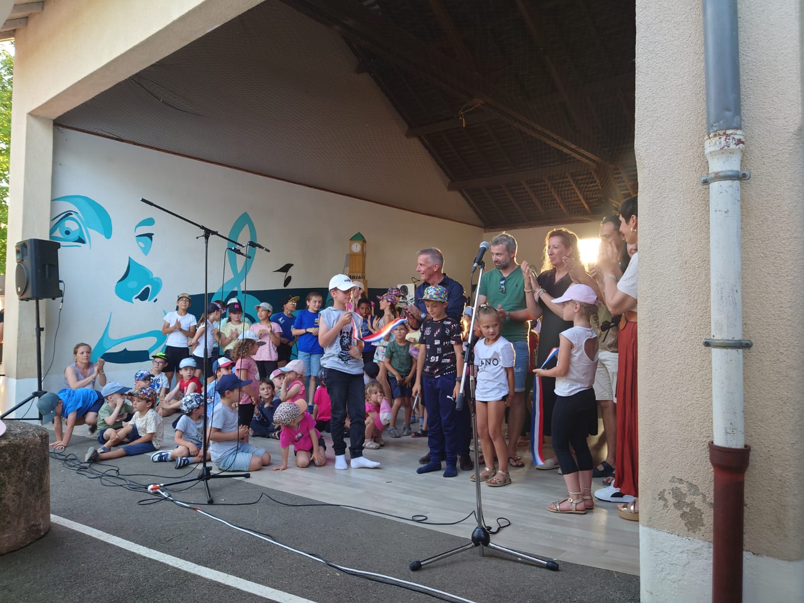 Lire la suite à propos de l’article La fresque artistique de l’école Jacques Prévert inaugurée